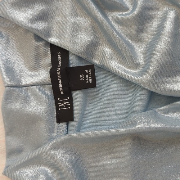 NWT shimmer overlay v neck bluish silver bling top - Picture 2 of 3